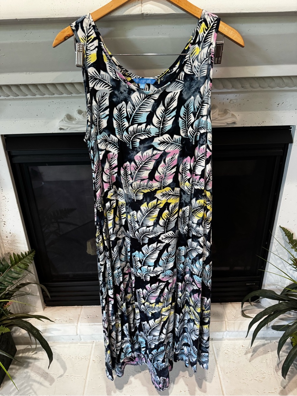 Blue Ginger Tropical Leaf Sleeveless Maxi Dress in Black with Pastel Accents